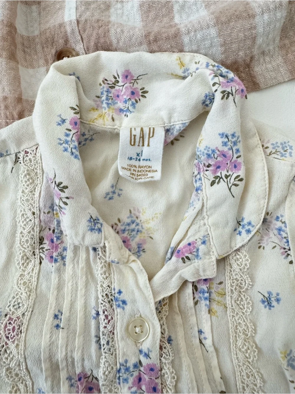 GAP Bundle 2T Nicole Miller Girls Dress Floral Summer Set Neutral Potoshoot